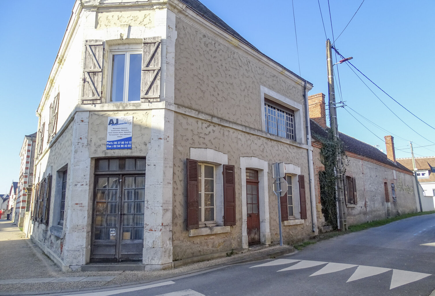En vente à Châtres-Sur-Cher (41) : maison de caractère 10 pi — photo 1