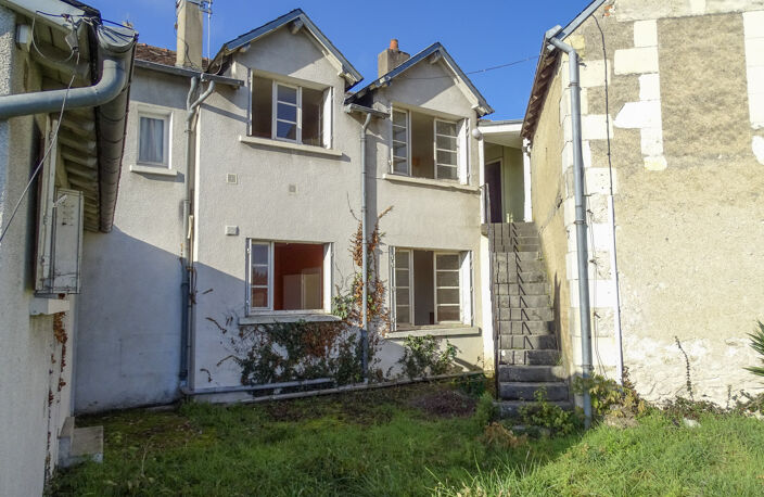 Ensemble immobilier à rénover — photo 2