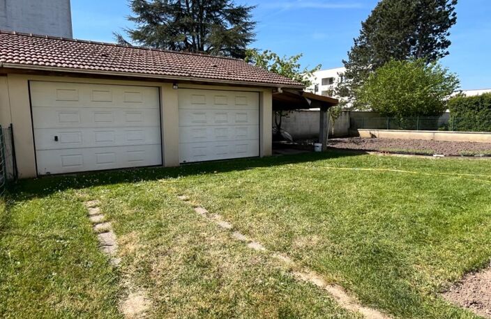 PAVILLON INDEPENDANT  AVEC 2 APPARTEMENTS DE 124.50M² — photo 4