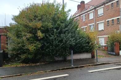 Terrain  93000 €