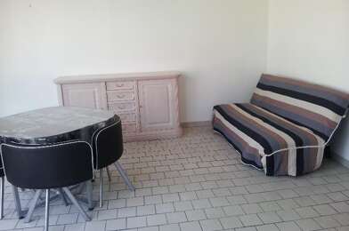Appartement 3 pièces 932 €