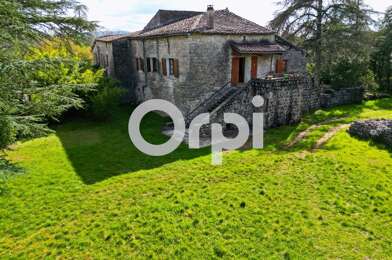 Maison 8 pièces 473700 €