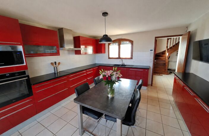 Maison familiale 190m2 - 7 pièces - avec piscine — photo 5