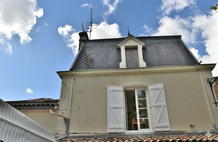 Local/bureau à vendre BARBEZIEUX SAINT HILAIRE (16) — photo 2
