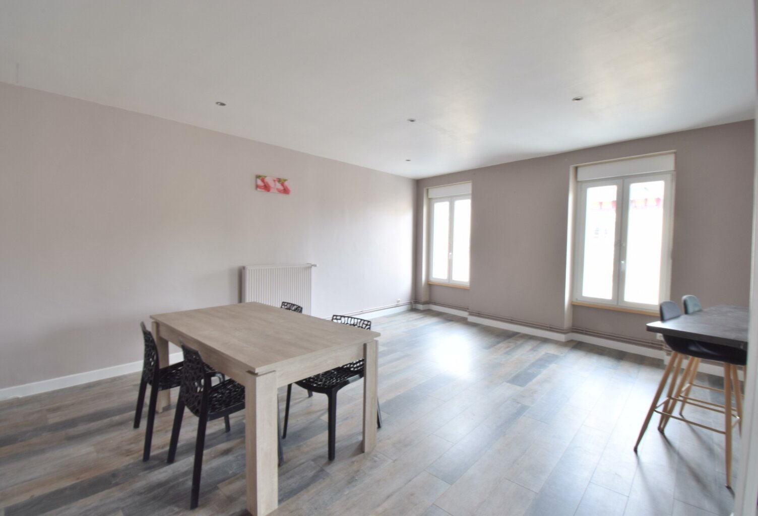 Appartement meublé de 99 m² à louer à Revigny-sur-Ornain – 3 chambres possibles, garage et jardin — photo 1