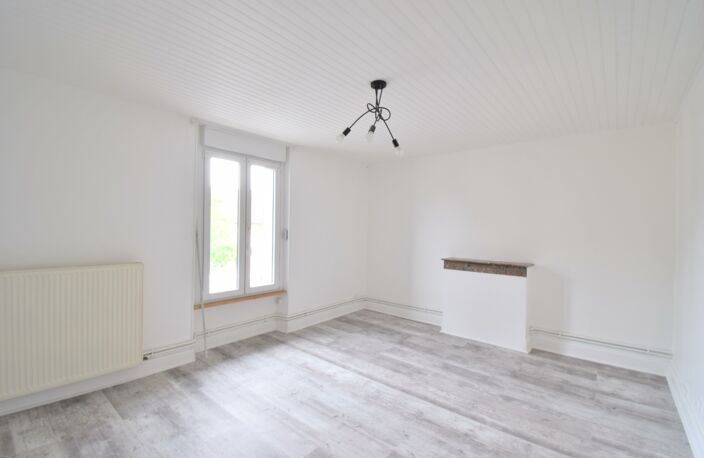 Appartement meublé de 99 m² à louer à Revigny-sur-Ornain – 3 chambres possibles, garage et jardin — photo 2