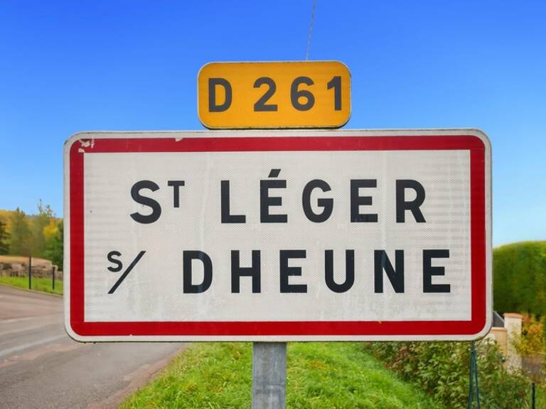 Terrain à vendre de 2 230,00 m² SAINT LEGER SUR DHEUNE (71) — photo 1