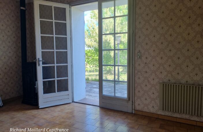 EXCLUSIVITÉ — Maison de caractère à fort potentiel à rénover — Cadre naturel exceptionnel  sur 3 300 m² de terrain — photo 5