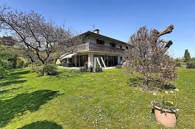 Maison 10 pièces 748000 €