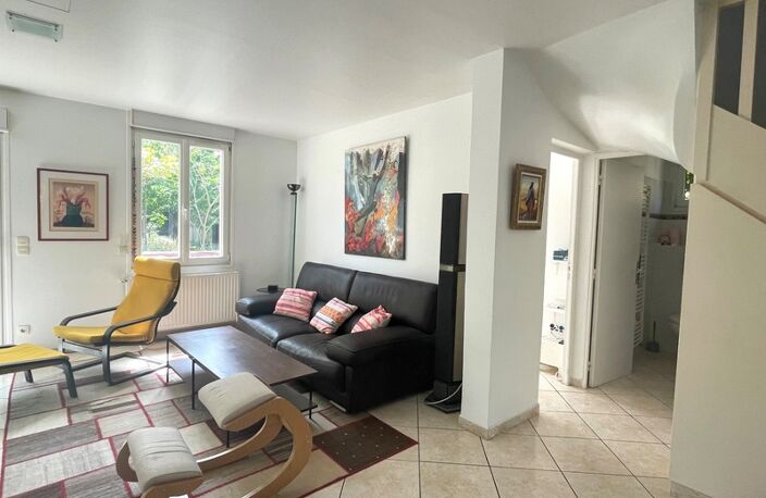Belle maison familiale très spacieuse et lumineuse 5/6 pièces à vendre 121 m² avec un grand Jardin - AULNAY SOUS BOIS à 12 minutes de Paris — photo 5
