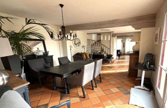 BELLE DEMEURE AVEC PISCINE EXCEPTIONNELLE ! — photo 3