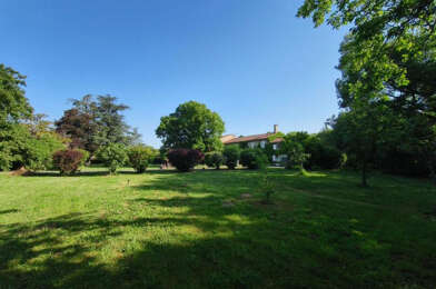 Maison 12 pièces 749000 €