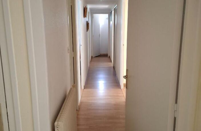 BORDEAUX CAUDÉRAN ? APPARTEMENT T5 AU DERNIER ÉTAGE DANS UNE RÉSIDENCE CONFIDENTIELLE AVEC BOX ET CAVE — photo 4