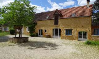 Maison 8 Pièces 275 m² à vendre à Saint-Geniès (24590)