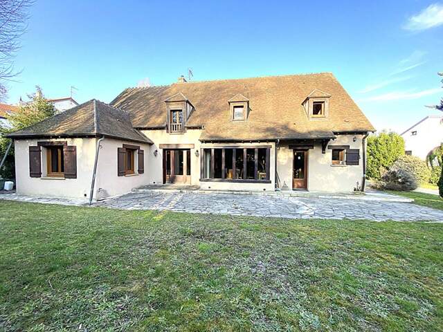 Splendide maison 8 pièces à vendre à Clamart — photo du bien