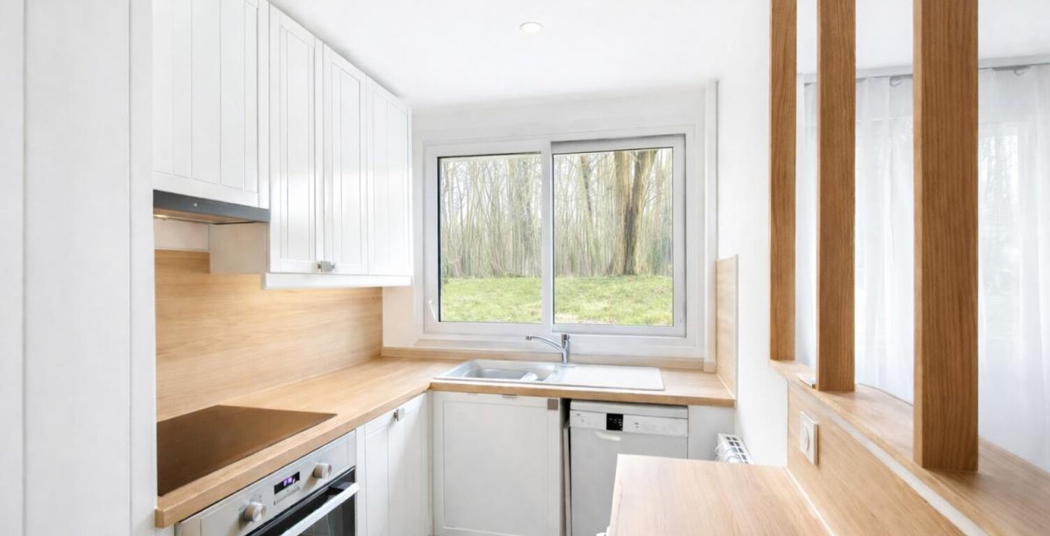 Appartement 3 chambres 77 m2 92310 Sèvres — photo 1