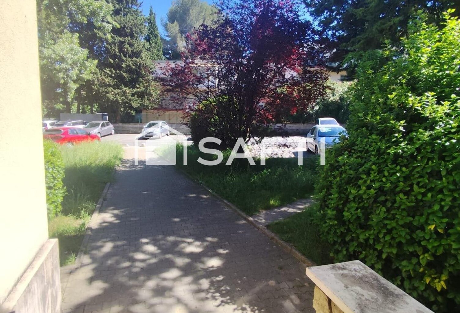 T3 lumineux avec terrasse, garage et cave - Fort potentiel ! — photo 1