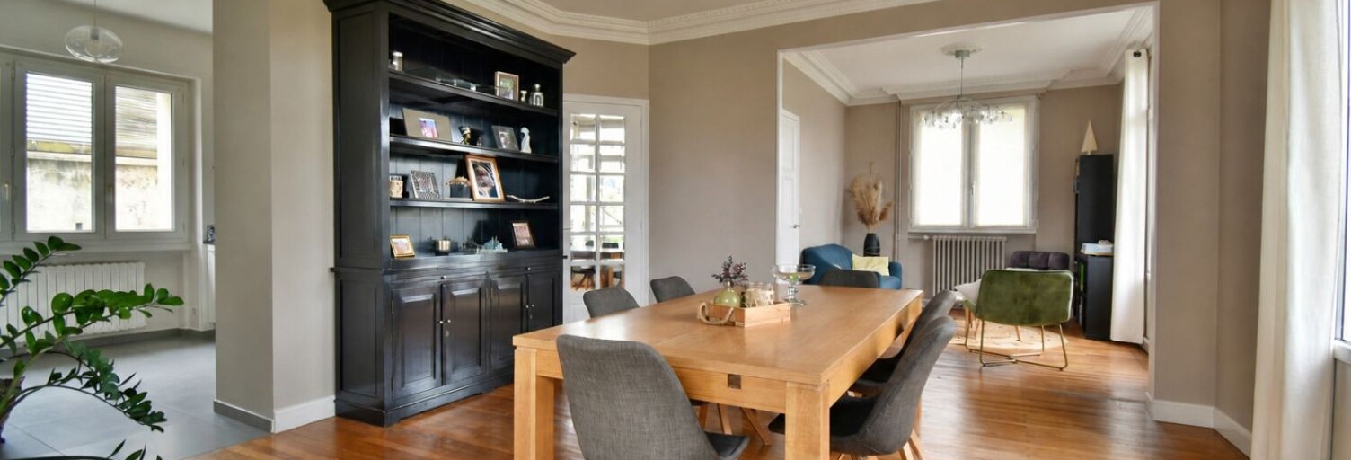 Maison 10 Pièces 251 m² à vendre à Cholet (49300)