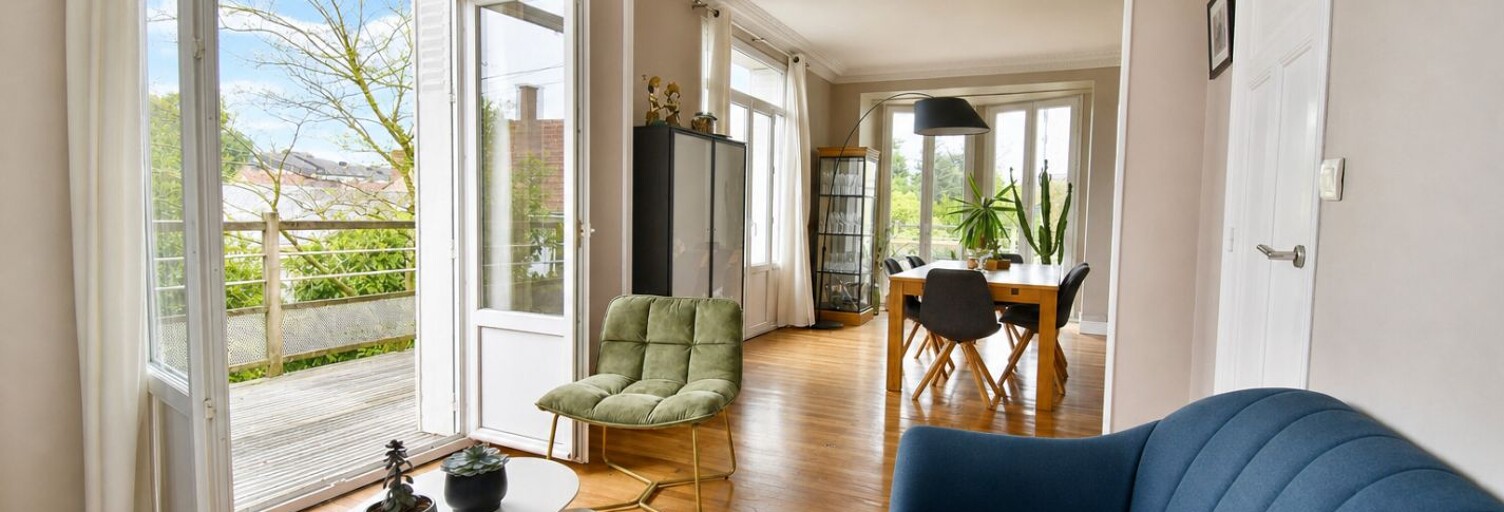 Maison 10 Pièces 251 m² à vendre à Cholet (49300)