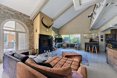 Maison 8 pièces 642000 €