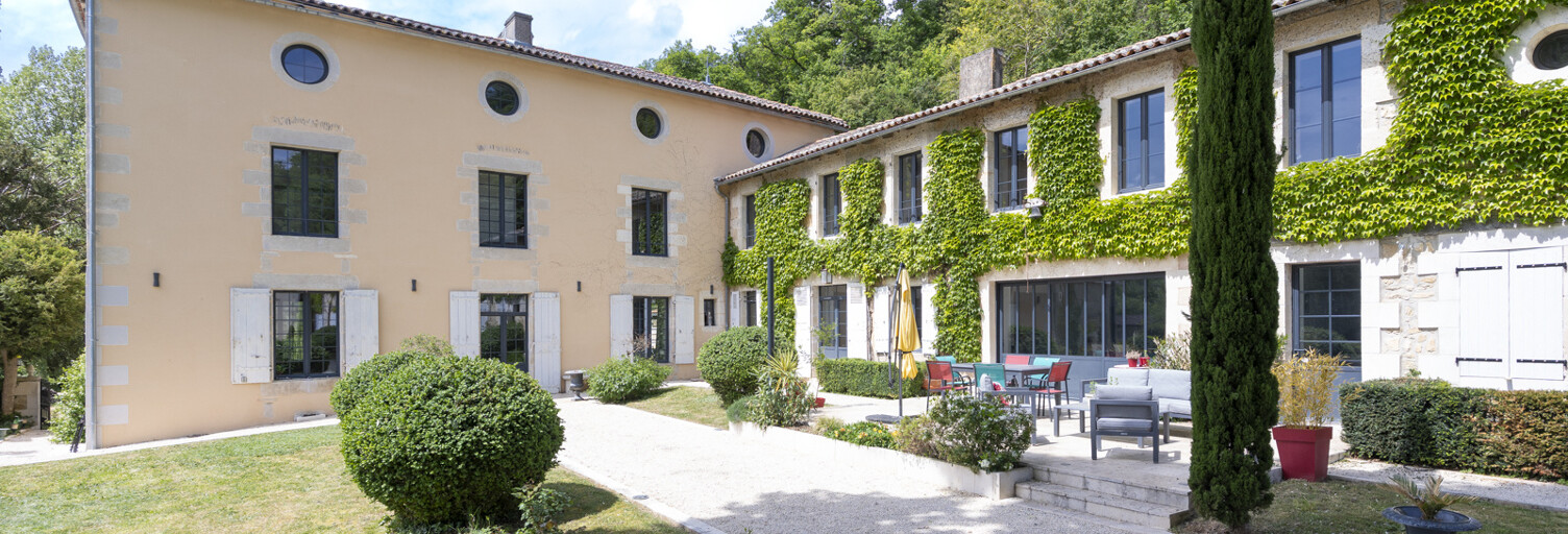 Maison 10 Pièces 479 m² à vendre à Ligugé (86240)