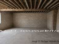 Grange à rénover de 90m2 environ avec 600m2 de terain en zone constructible — photo 2