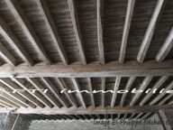 Grange à rénover de 90m2 environ avec 600m2 de terain en zone constructible — photo 4