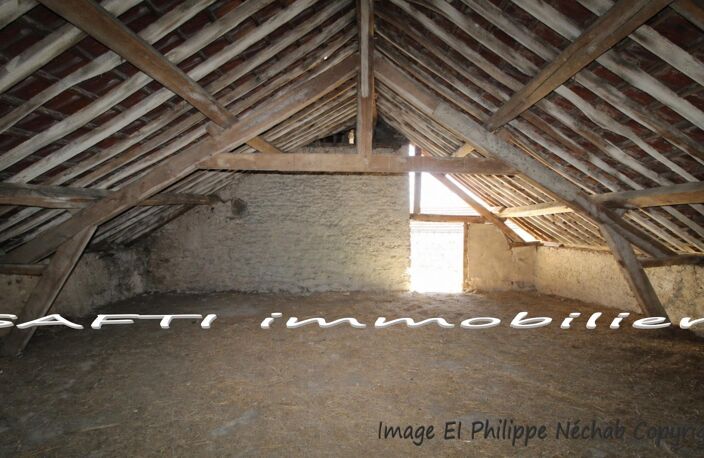 Grange à rénover de 90m2 environ avec 600m2 de terain en zone constructible — photo 5