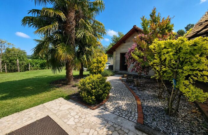 Maison de caractère avec vue sur l'Isle : le charme de la campagne sans l'isolement — photo 2