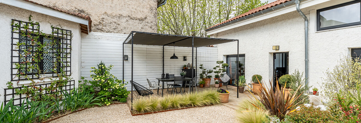 Maison 6 Pièces 220 m² à vendre à La Tour-de-Salvagny (69890)