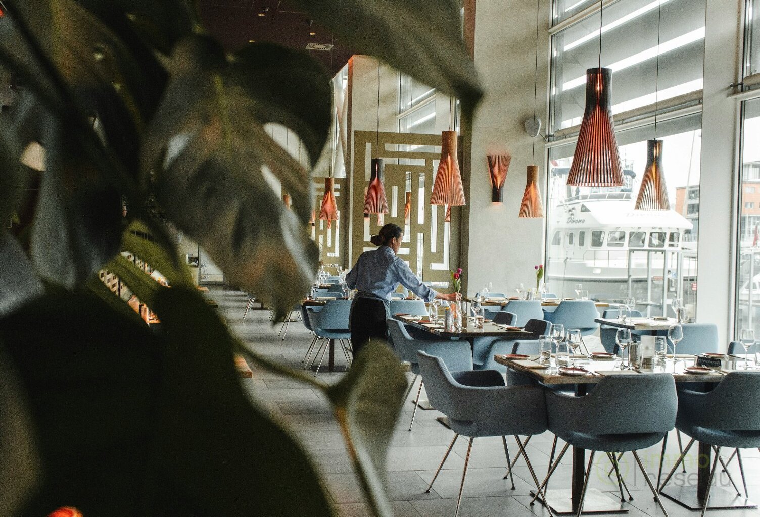 Restaurant — photo 1