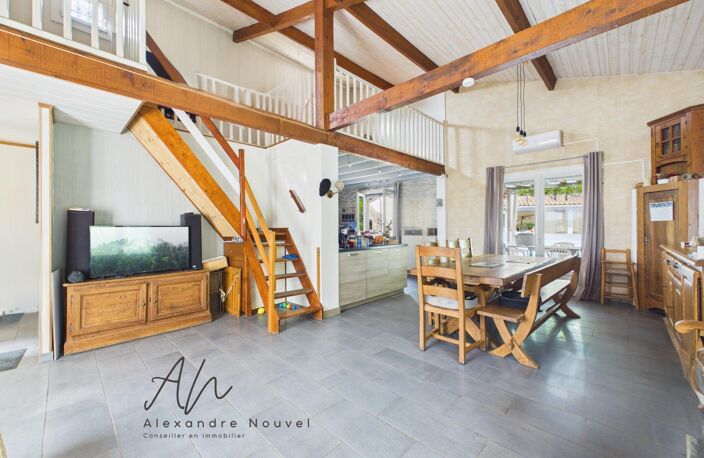 Un cadre de vie privilégié avec logements annexes — photo 3