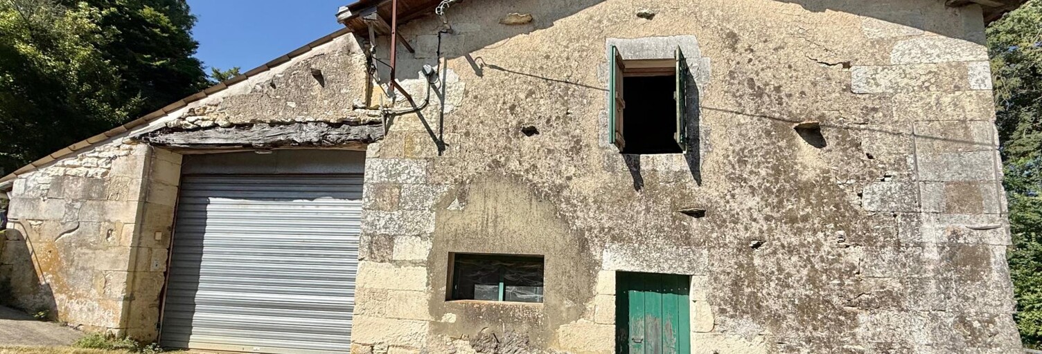 Maison 6 Pièces 377 m² à vendre à Chaniers (17610)