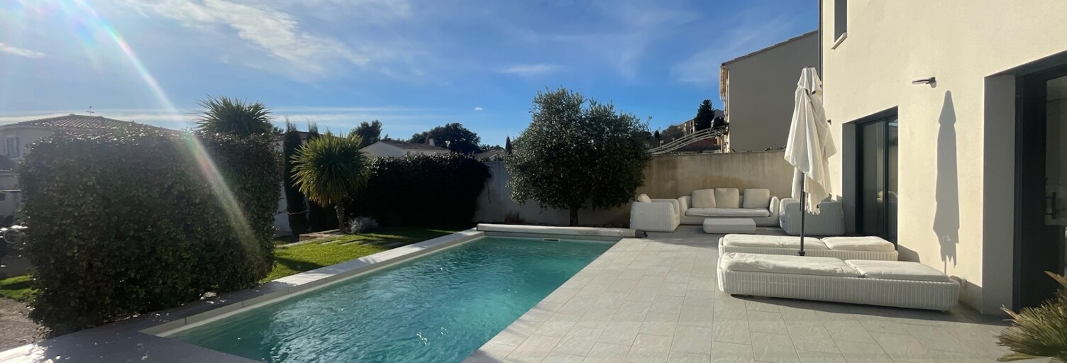 Maison 5 Pièces 115 m² à vendre à Châteauneuf-du-Pape (84230)