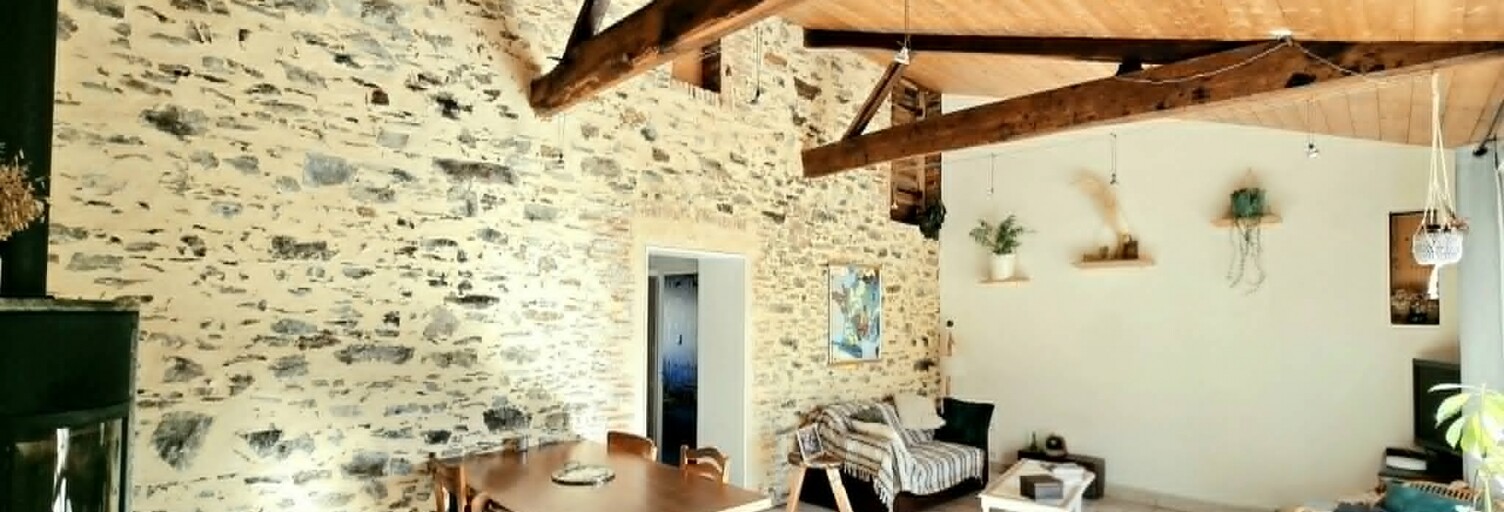 Maison 5 Pièces 114 m² à vendre à Essarts-en-Bocage (85140)
