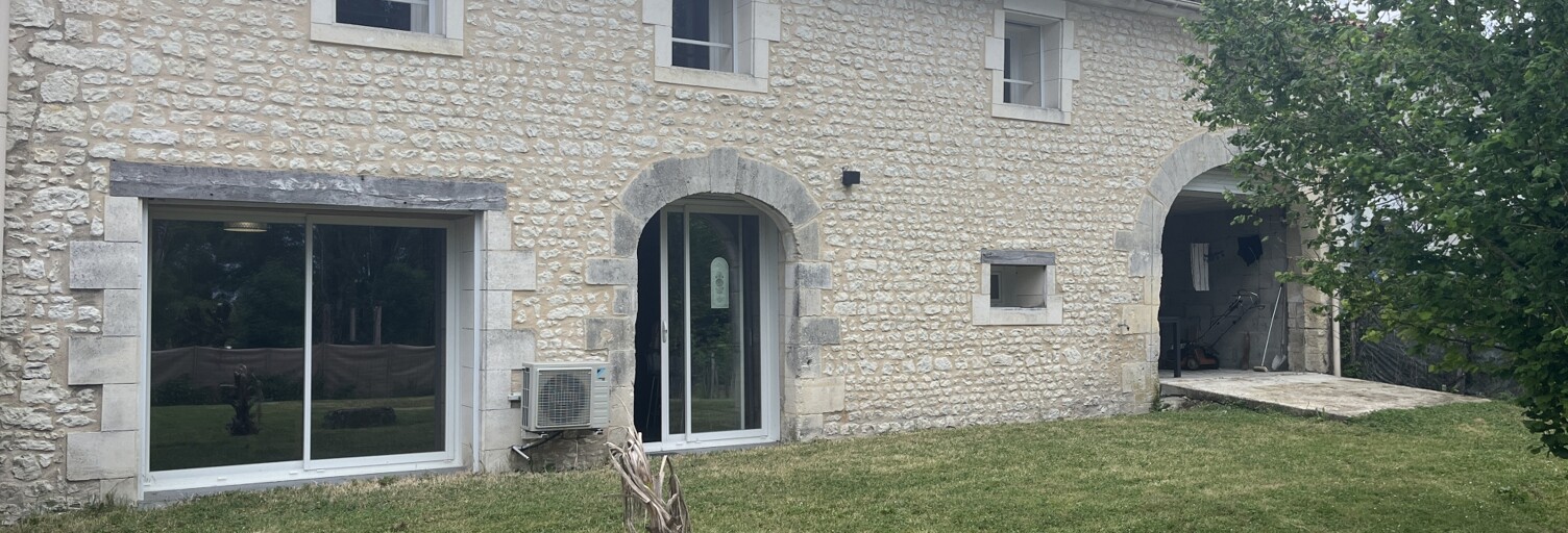 Maison 5 Pièces 137 m² à vendre à Saint-Martial-sur-Né (17520)