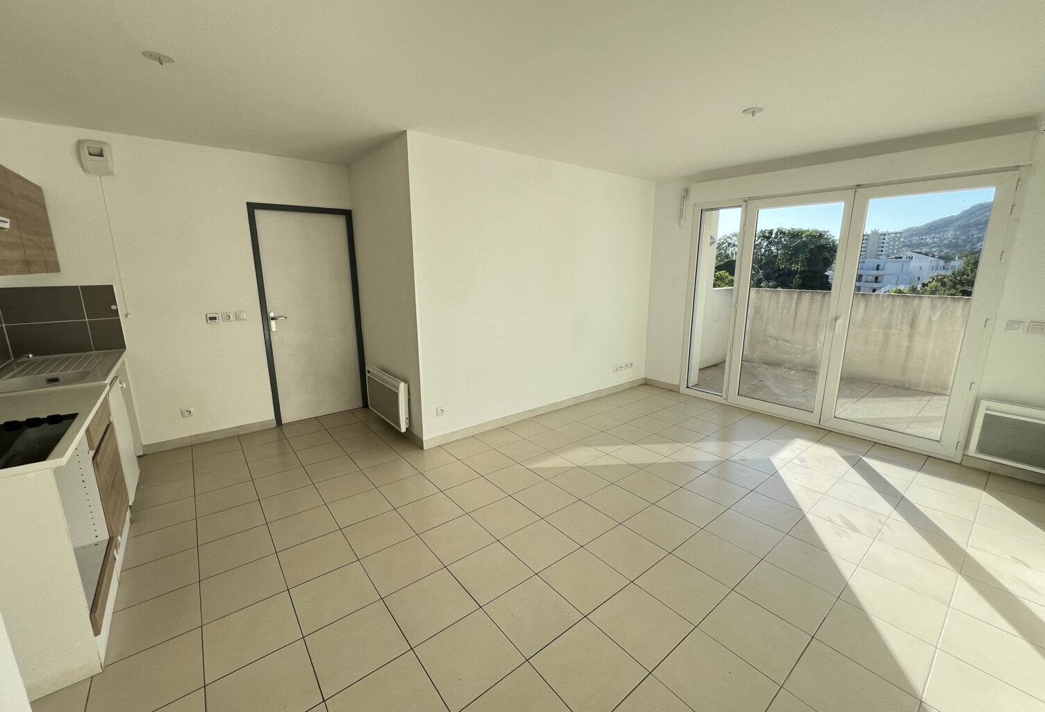 T3 TOULON EST DERNIER ETAGE — photo 1