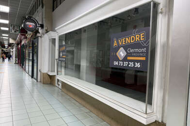 Commerce  99640 €
