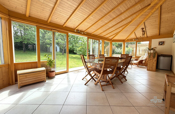 Maison  de plain-pied Grandchamp Des Fontaines bourg , 134 m²  terrain de 977 m² — photo 4
