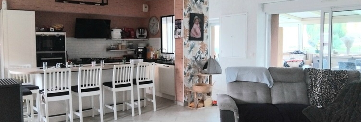 Maison 8 Pièces 203 m² à vendre à Caumont-sur-Aure (14240)