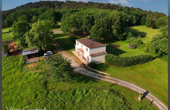 Maison 160 m² sur ha de terrain à  SAINT SAUVEUR DE PUYNORMAND (33) — photo 5