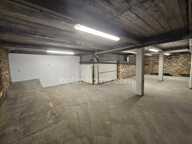 Local/bureau à louer 48 m² et 70 m² de stockage ANGOULEME (16) — photo 3