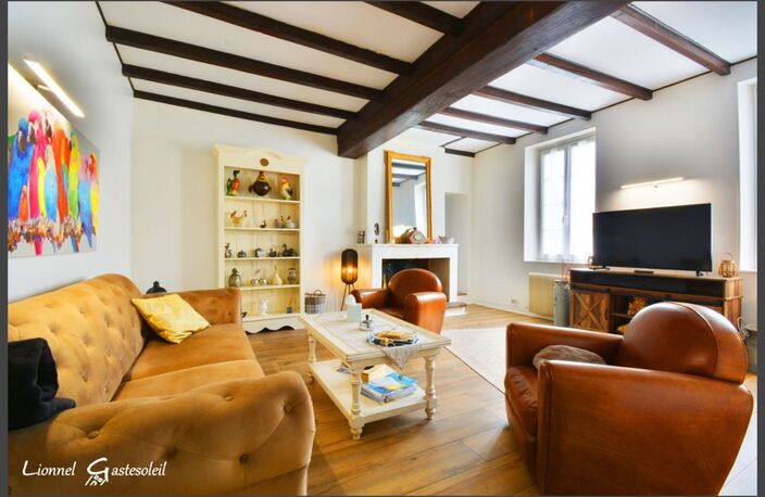 Maison à vendre 11 pièces 6 chambres sur la commune de LE FLEIX en Dordogne  (24) — photo 3