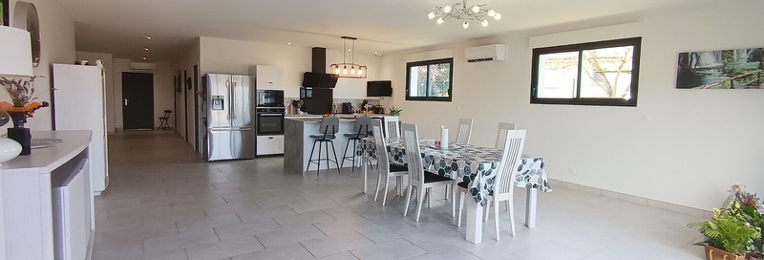 Maison 4 Pièces 188 m² à vendre à Mombrier (33710)