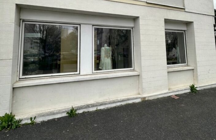Local/bureau à VENDRE ou à LOUER sur TOURS (37) — photo 2