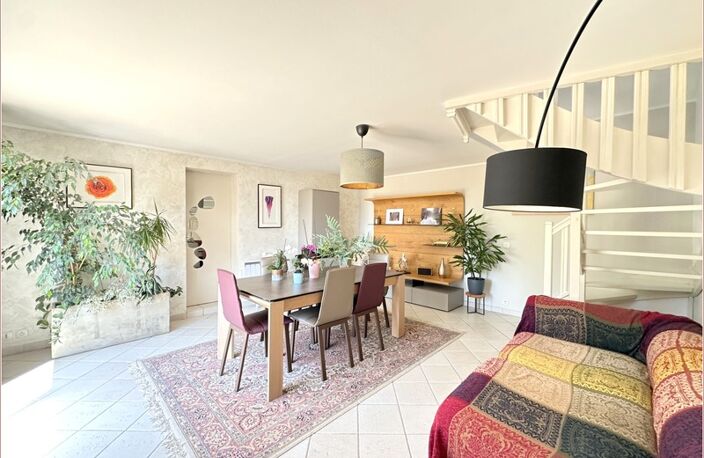 A vendre au centre de Landelles (28190) - longère rénovée de 151 m², 4 chambres, terrain clos de 900 m² — photo 3