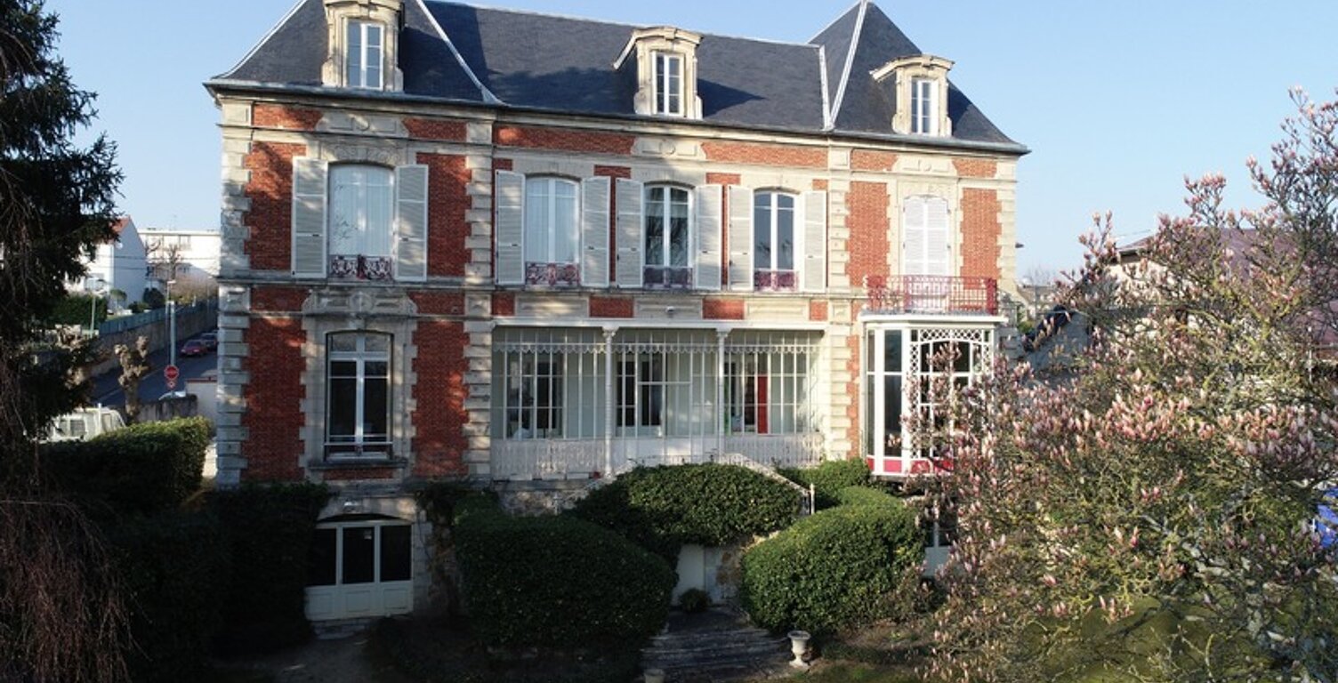Dpt Aisne (02), CHATEAU THIERRY centre, demeure 1850 de 600 m² habitables et parc clos de murs 5000 m2 — photo 1