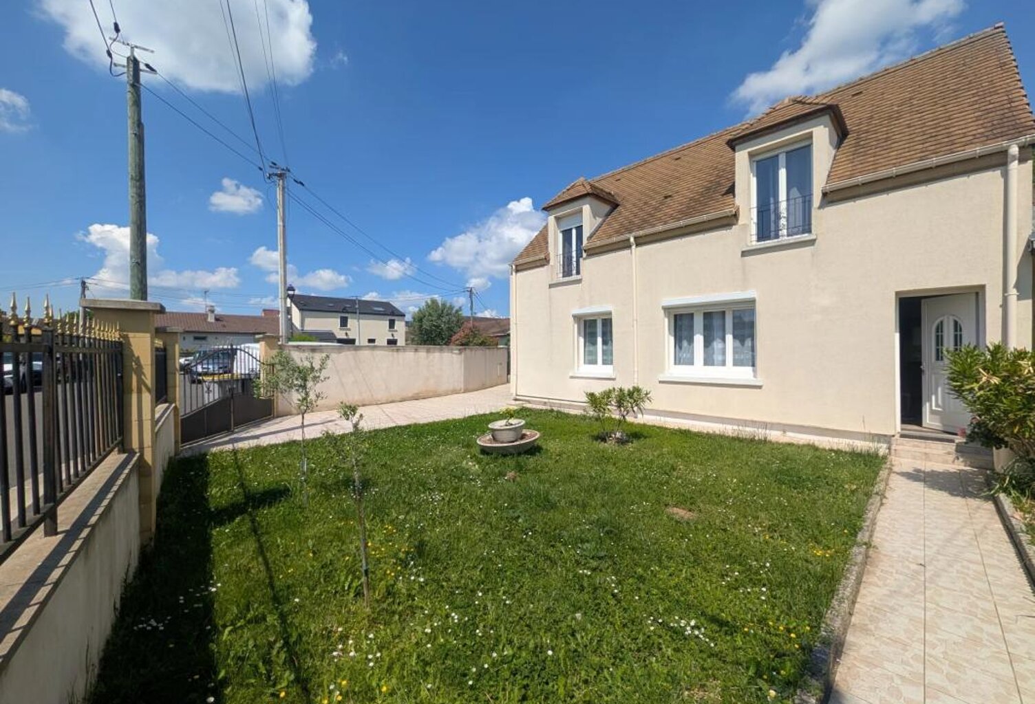 Maison 5 chambres dont 1 plain pied — photo 1