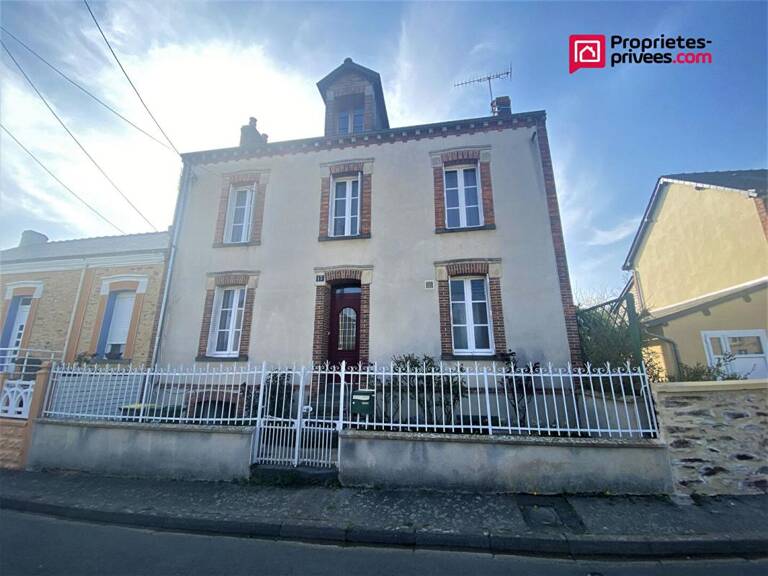 Maison Chateaubriant 105m², 4 chambres , terrain de 300m² — photo 1