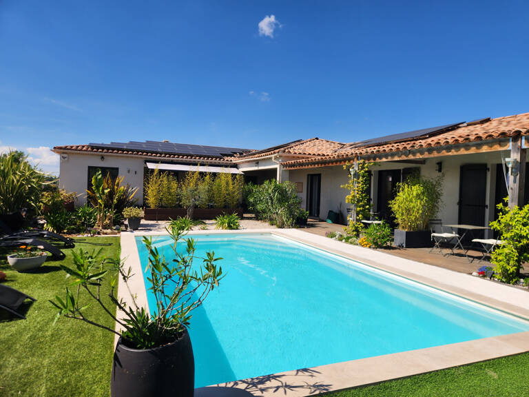 Très belle villa en position dominante et activité chambres — photo 1